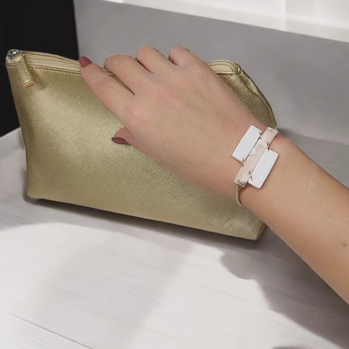 Braccialetto a barra lunga ivory white